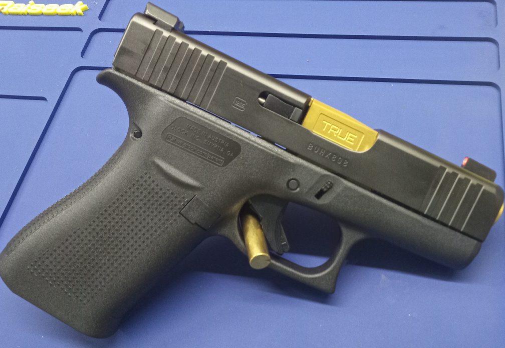 Glock barrel threaded carry setup — Hux Customs